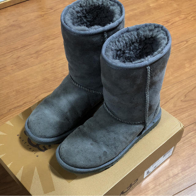 アグ UGG ブーツ グレー 23㎝ レディースの靴/シューズ(ブーツ)の商品写真