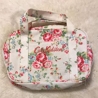 キャスキッドソン(Cath Kidston)のキャスキッドソン ポーチ ティッシュケース付き お値下げ。(ポーチ)