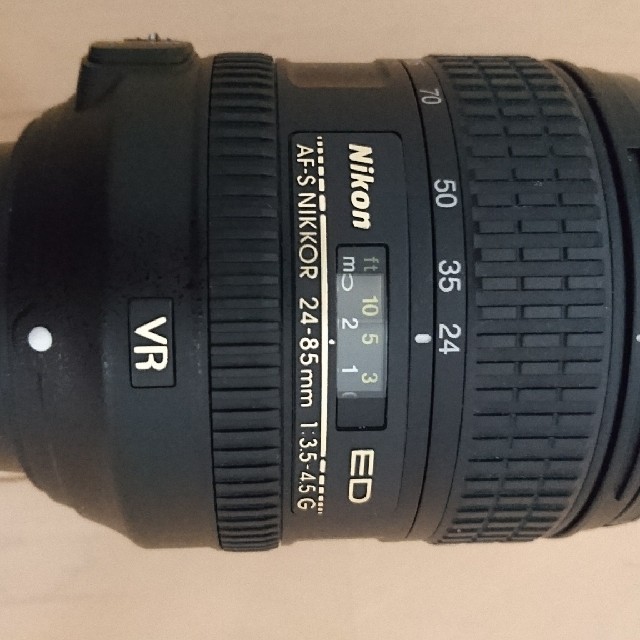 AF-S NIKKOR 24-85mm f/3.5-4.5G ED VR AF-S NIKKOR 24-85mm f/3.5-4.5G ED VR