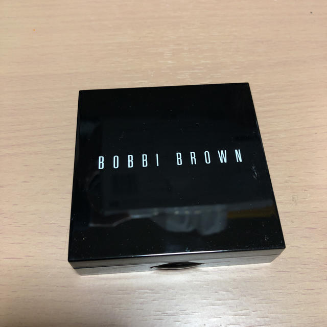 BOBBI BROWN(ボビイブラウン)のボビィブラウン シマーブリックコンパクト コスメ/美容のベースメイク/化粧品(フェイスカラー)の商品写真