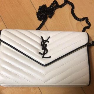 サンローラン(Saint Laurent)の値下げしました。サンローラン ウォレットポシェット(ショルダーバッグ)