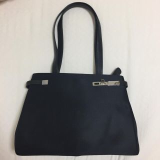 フェラガモ(Ferragamo)のFerragamo トートバッグ (トートバッグ)