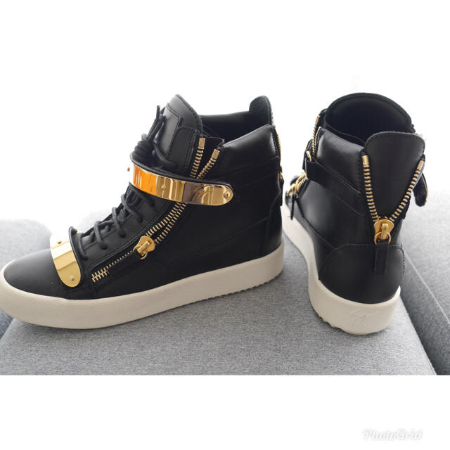 GIUZEPPE ZANOTTI(ジュゼッペザノッティ)の新品 税込約15万円 セレブ愛用ブランド ジュゼッペザノッティ レディースの靴/シューズ(スニーカー)の商品写真