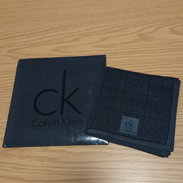 Calvin Klein(カルバンクライン)のCalvin Klein ハンカチ メンズのファッション小物(ハンカチ/ポケットチーフ)の商品写真