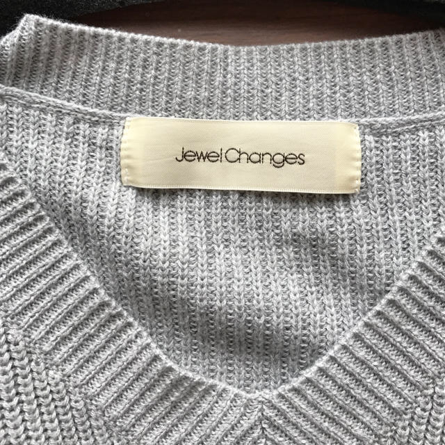 Jewel Changes(ジュエルチェンジズ)のJewel Changes ニット ブルーグレー レディースのトップス(ニット/セーター)の商品写真