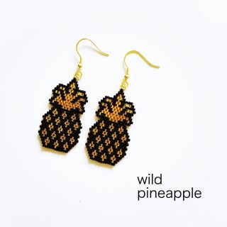 BLACK× GOLD パイナップル ピアス ( イヤリング フルーツ )(ピアス)