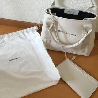 バレンシアガバッグ(BALENCIAGA BAG)のバレンシアガ レザー ホワイトトート(トートバッグ)