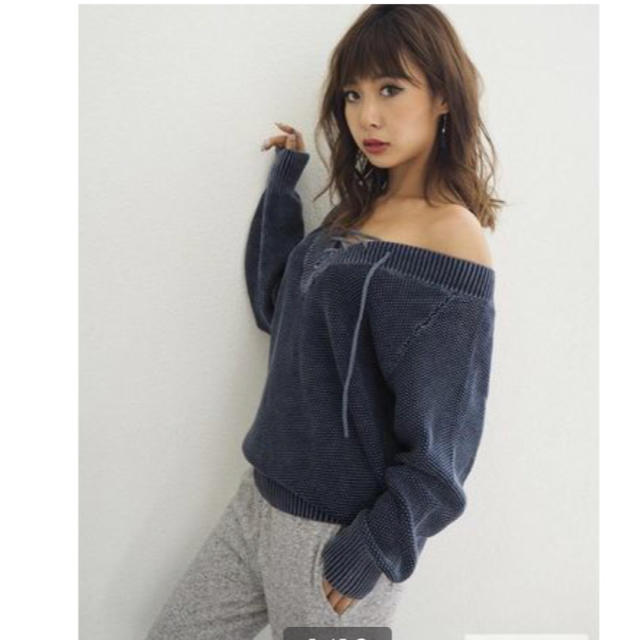 GYDA(ジェイダ)のGYDA ❤︎ レースアップブリーチニット レディースのトップス(ニット/セーター)の商品写真