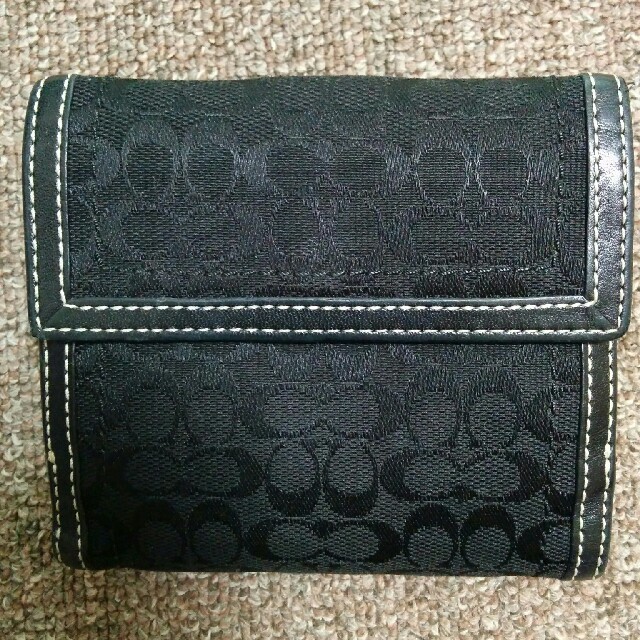 COACH(コーチ)のCOACH　財布　黒 レディースのファッション小物(財布)の商品写真