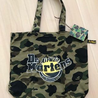 アベイシングエイプ(A BATHING APE)のBAPE X DR.MARTENS 1ST CAMO TOTE BAG(トートバッグ)