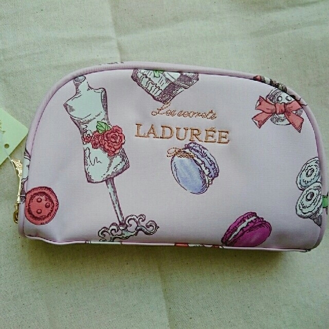 LADUREE(ラデュレ)のLADUREE♡ポーチ 【新品未使用】  レディースのファッション小物(ポーチ)の商品写真