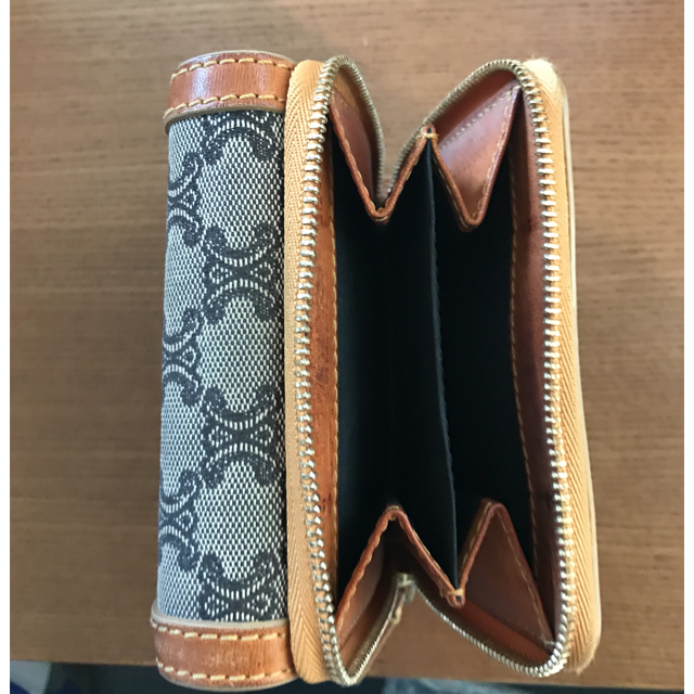 celine(セリーヌ)の🎶marron様専用🎶セリーヌ 二つ折り財布 レディースのファッション小物(財布)の商品写真