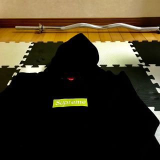 シュプリーム(Supreme)の価格相談乗りますシュプリーム17AWボックスロゴパーカーブラックMサイズ(パーカー)