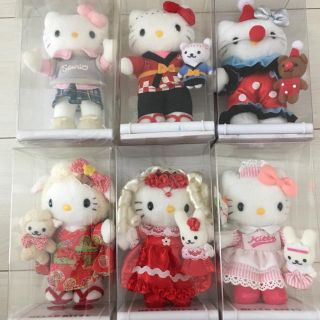 サンリオ(サンリオ)のお値下げ！新品✨Sanrio❤️ハローキティ 非売品 ぬいぐるみ ドール(ぬいぐるみ)