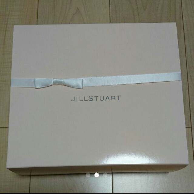 JILLSTUART(ジルスチュアート)のJILLSTUART タオルセット インテリア/住まい/日用品の日用品/生活雑貨/旅行(タオル/バス用品)の商品写真