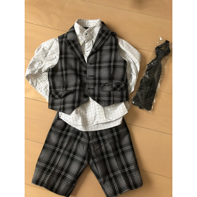 COMME CA ISM(コムサイズム)のCOMME CA ISM 男児 スーツ 100センチ キッズ/ベビー/マタニティのキッズ服男の子用(90cm~)(ドレス/フォーマル)の商品写真