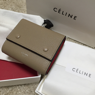セリーヌ(celine)の♥︎CELINE セリーヌ 新品付属品有 フラップボタン財布 三つ折り財布♥︎(財布)