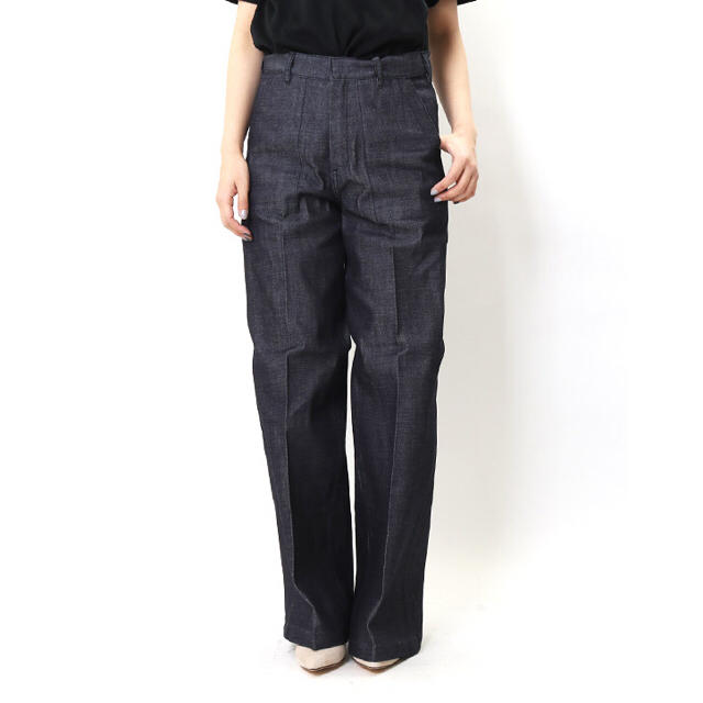 HYKE(ハイク)の中古 HYKE DENIM WIDE LEG BAKER PANTS レディースのパンツ(デニム/ジーンズ)の商品写真