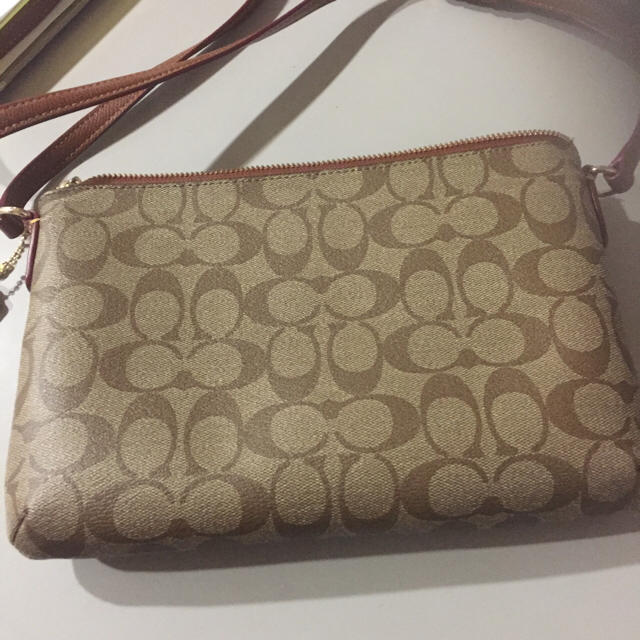 COACH(コーチ)のショルダーバッグ COACH   値下げ！ レディースのバッグ(ショルダーバッグ)の商品写真