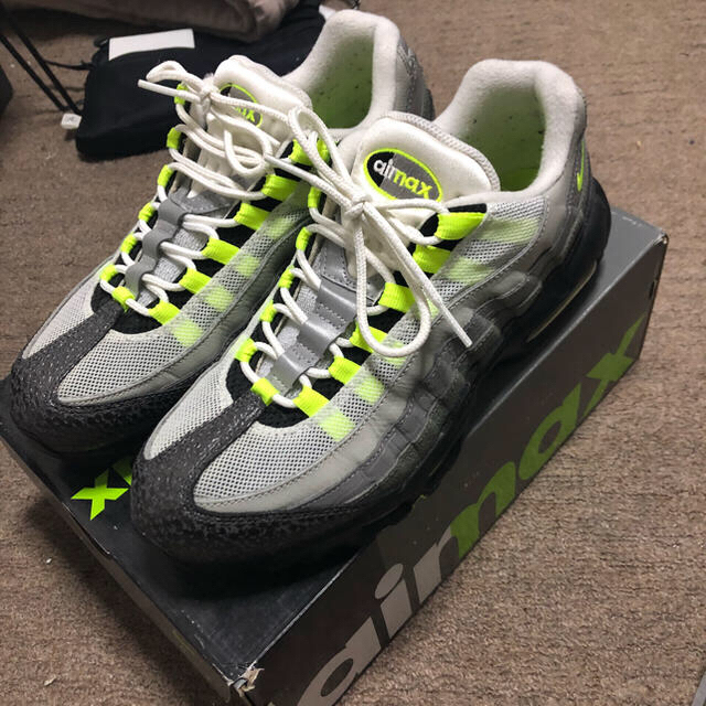 NIKE(ナイキ)のair max 95 og premium イエロー メンズの靴/シューズ(スニーカー)の商品写真