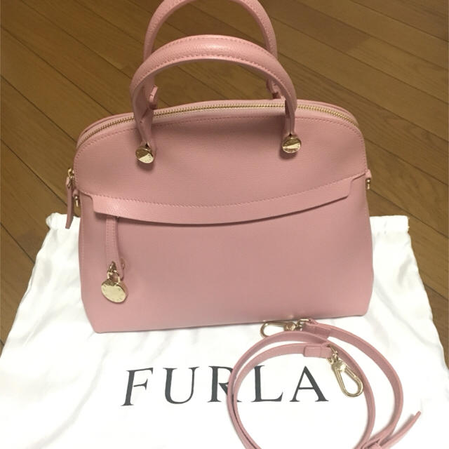 フルラ♡FURLA♡パイパー♡ピンク♡Mサイズ