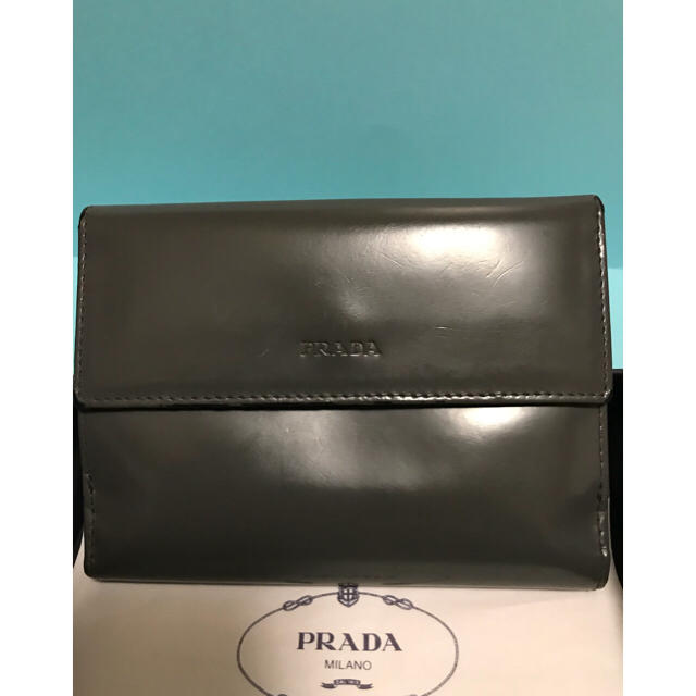 PRADA(プラダ)のPRADA 二つ折り財布 レディースのファッション小物(財布)の商品写真