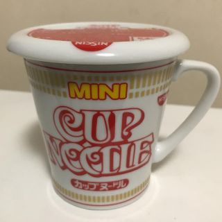 ニッシンショクヒン(日清食品)のマグカップ(グラス/カップ)