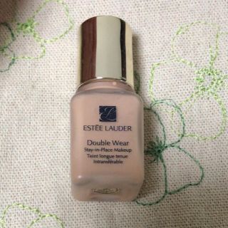 エスティローダー(Estee Lauder)のESTEE LAUDER ダブルウェアステイ 1c1(ファンデーション)