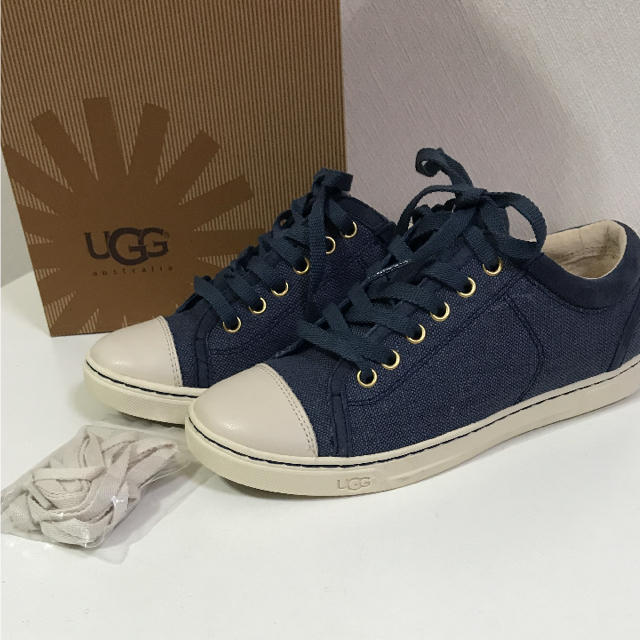 専用☆新品 UGG☆スニーカー