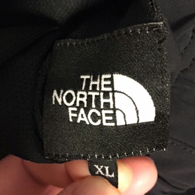 THE NORTH FACE(ザノースフェイス)のノースフェイス　トレッキングパンツ　XLサイズ(美品古着)ブラック メンズのパンツ(その他)の商品写真