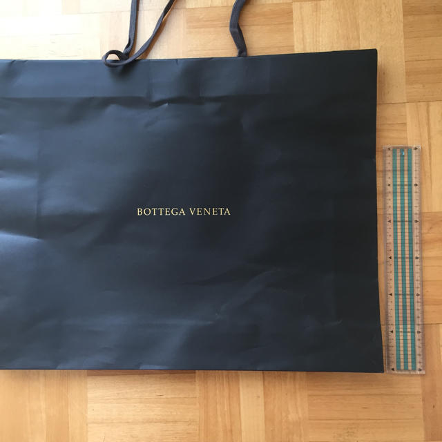 Bottega Veneta(ボッテガヴェネタ)のボッテガヴェネタ 紙袋大 レディースのバッグ(ショップ袋)の商品写真