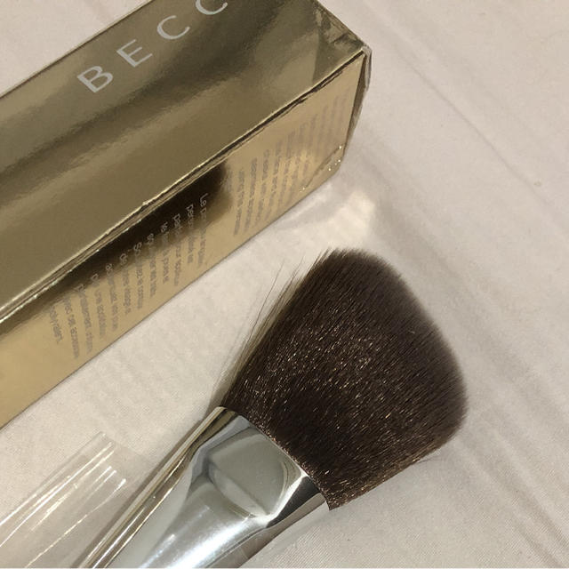 Sephora(セフォラ)のbecca 限定シャンパンコレクション ブラシ新品 コスメ/美容のコスメ/美容 その他(その他)の商品写真