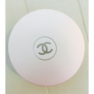 シャネル(CHANEL)のCHANEL ボディパウダー ラメ入り✶(その他)