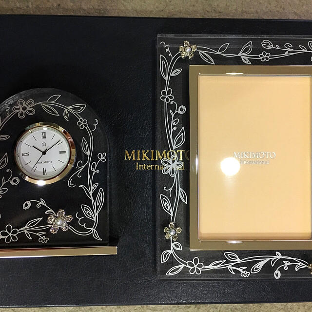 MIKIMOTO(ミキモト)のミキモト 置き時計とフォトフレーム インテリア/住まい/日用品のインテリア小物(置時計)の商品写真