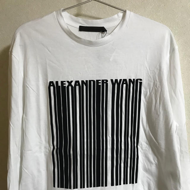 Alexander Wang(アレキサンダーワン)のBADMAN様専用。新品未使用アレキサンダーワン  サイズ44 メンズのトップス(Tシャツ/カットソー(七分/長袖))の商品写真