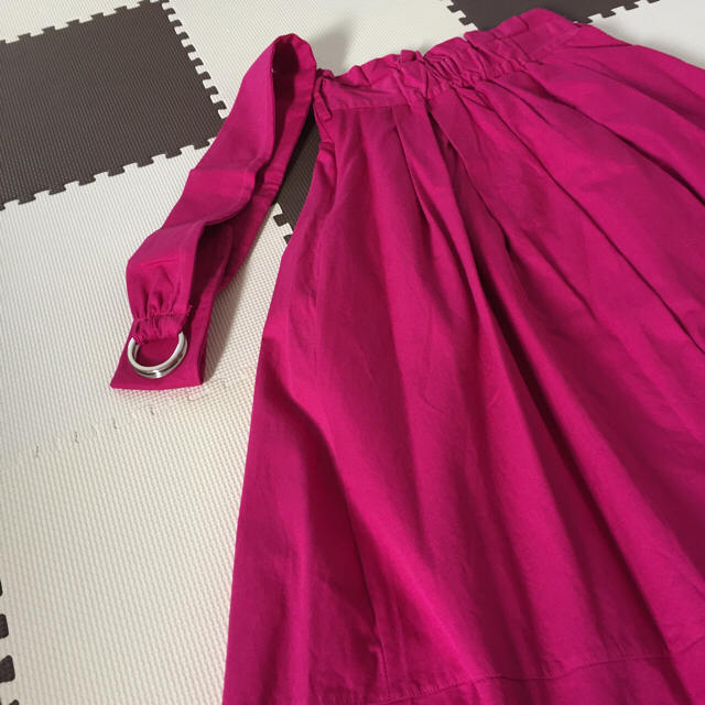 UNRELISH(アンレリッシュ)の新品 ウエストタックフレアースカート アンレリッシュ レディースのスカート(ひざ丈スカート)の商品写真