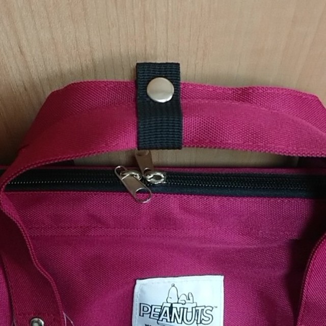 SNOOPY(スヌーピー)のスヌーピー ポケット付き 口金リュック レディースのバッグ(リュック/バックパック)の商品写真