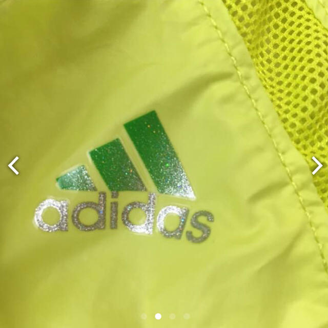 adidas(アディダス)のランニングに最適！おしりも隠れる軽量プルオーバー スポーツ/アウトドアのランニング(ウェア)の商品写真