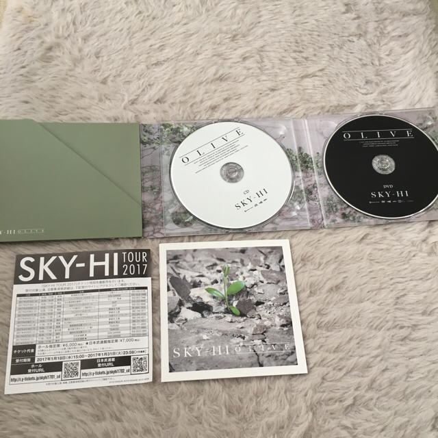 SKYHi(スカイハイ)のSKY-HI OLIVE エンタメ/ホビーのタレントグッズ(ミュージシャン)の商品写真