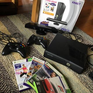 エックスボックス360(Xbox360)のXBOX360 250GB Kinect＋ソフト4本付(家庭用ゲーム機本体)