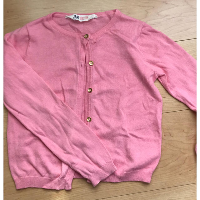 H&M(エイチアンドエム)のH&M カーディガン ピンク色 110㌢ キッズ/ベビー/マタニティのキッズ服女の子用(90cm~)(カーディガン)の商品写真
