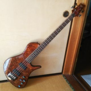 レア caparelli シングルカッタウェイ エレキベース