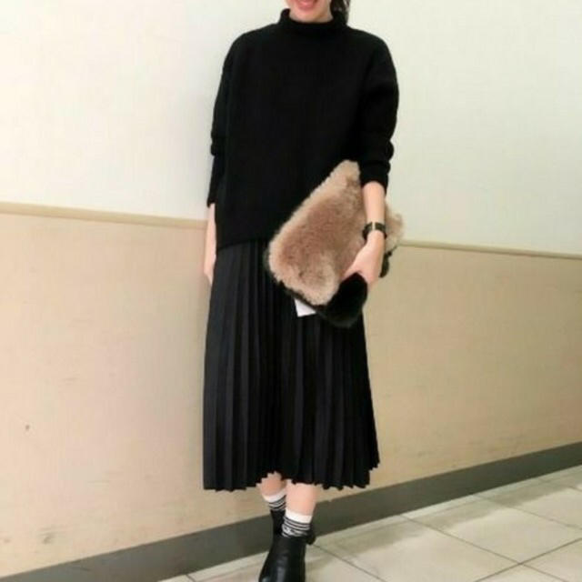 JEANASIS(ジーナシス)のジーナシス スウェードプリーツスカート ただいまセール中 レディースのスカート(ロングスカート)の商品写真