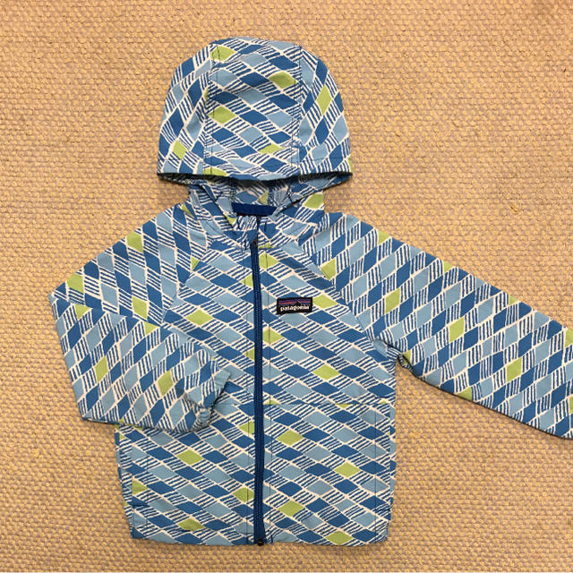 patagonia(パタゴニア)のパタゴニア ベビー ナイロン パーカー 18m 80 90 キッズ/ベビー/マタニティのベビー服(~85cm)(ジャケット/コート)の商品写真