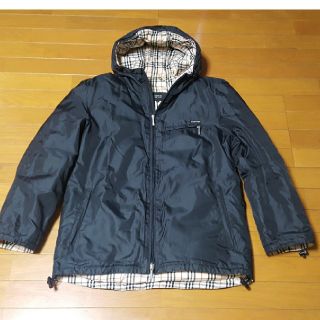 BURBERRY(ダウンジャケット ・ ホワイト/白色系)のフリマ BURBERRY(ダウンジャケット ・ ホワイト/白色系)のフリマ