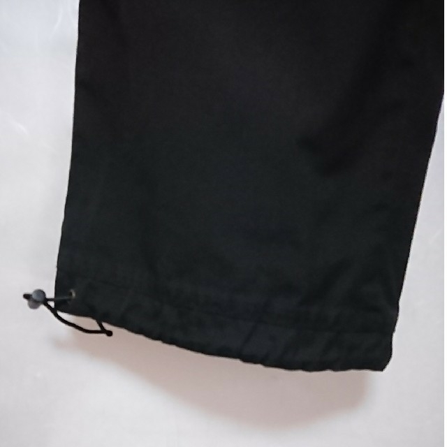 アクティブパンツ ブラック 裾絞り ウエストゴム入り レディースのパンツ(カジュアルパンツ)の商品写真