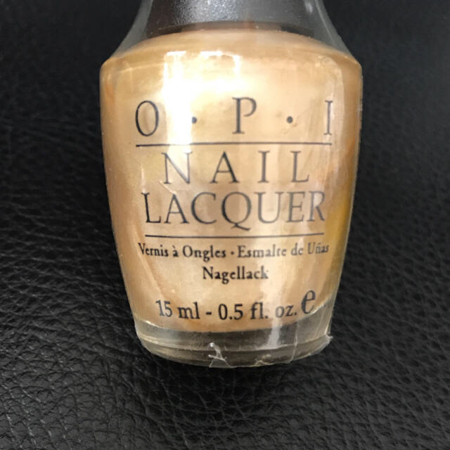 OPI(オーピーアイ)の新品 OPI ネイルラッカー トップコート セット カラー V03 15ml コスメ/美容のネイル(マニキュア)の商品写真