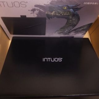 ワコム(Wacom)のワコム Wacom Intuos  ペンタブ CTH-690/K2 訳あり新品(PC周辺機器)