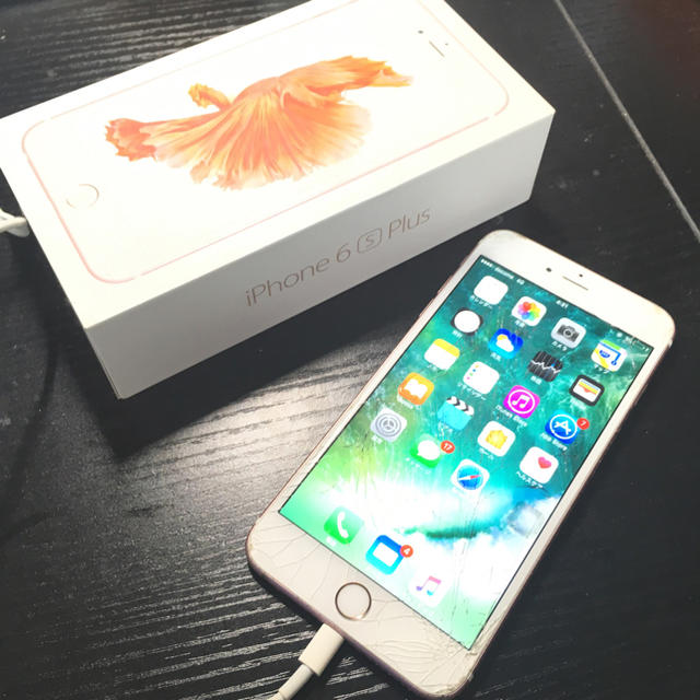 iPhone(アイフォーン)のApple iPhone 6s Plus SIMフリー 64GB ローズゴールド スマホ/家電/カメラのスマートフォン/携帯電話(スマートフォン本体)の商品写真