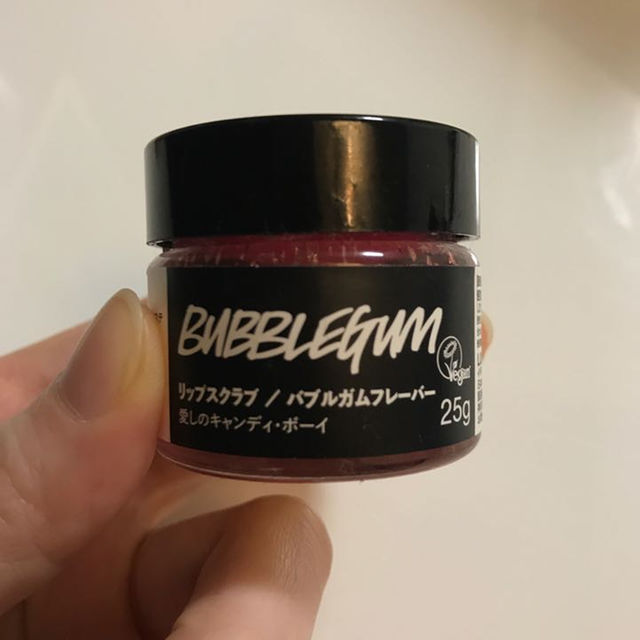 LUSH(ラッシュ)のLUSH リップスクラブ バブルガムフレーバー コスメ/美容のスキンケア/基礎化粧品(その他)の商品写真